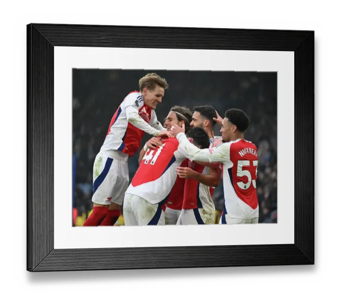 Framed Print : Leicester City FC v Arsenal FC - Premier League