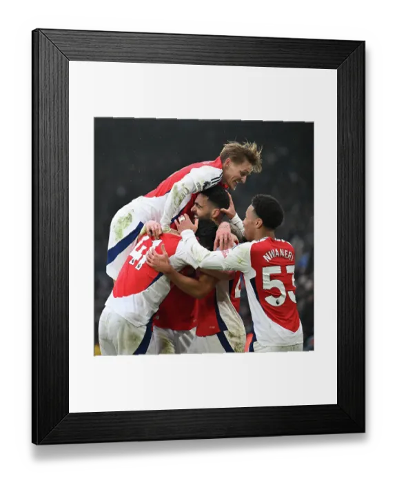 Framed Print : Leicester City FC v Arsenal FC - Premier League Framed Print : Leicester City FC v Arsenal FC - Premier League