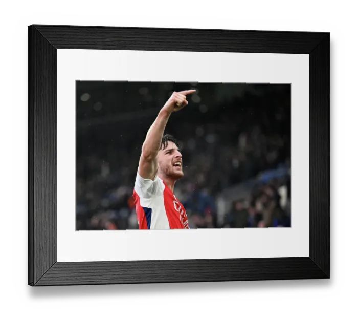 Framed Print : Leicester City FC v Arsenal FC - Premier League