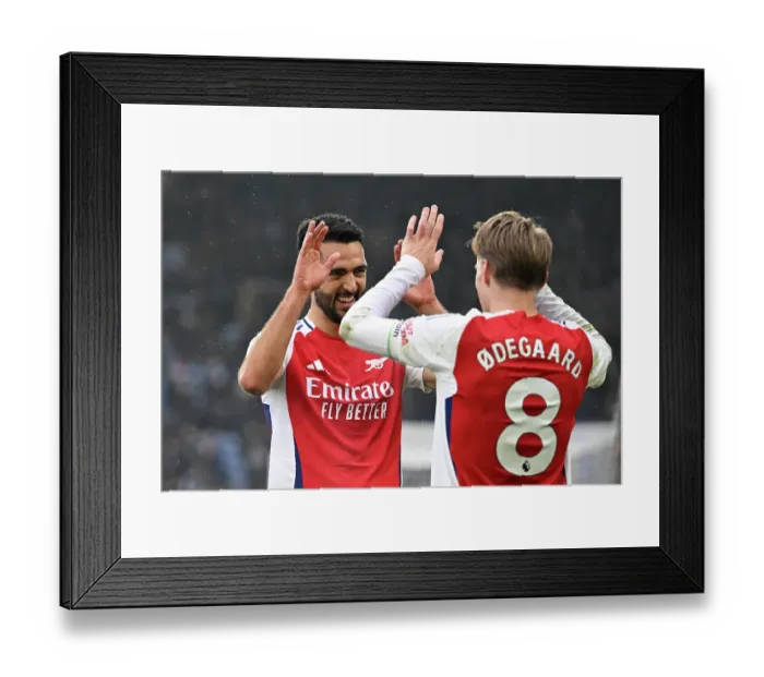 Framed Print : Leicester City FC v Arsenal FC - Premier League Framed Print : Leicester City FC v Arsenal FC - Premier League