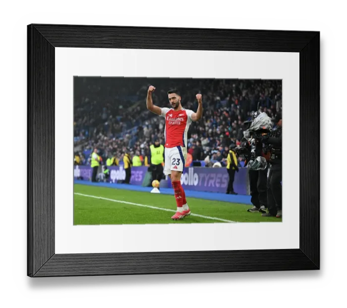 Framed Print : Leicester City FC v Arsenal FC - Premier League Framed Print : Leicester City FC v Arsenal FC - Premier League