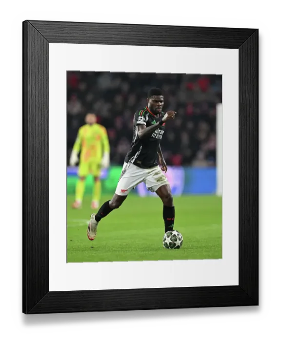 Framed Print : PSV Eindhoven v Arsenal FC - UEFA Champions League 2024 / 25 Round of 16 First Leg Framed Print : PSV Eindhoven v Arsenal FC - UEFA Champions League 2024 / 25 Round of 16 First Leg