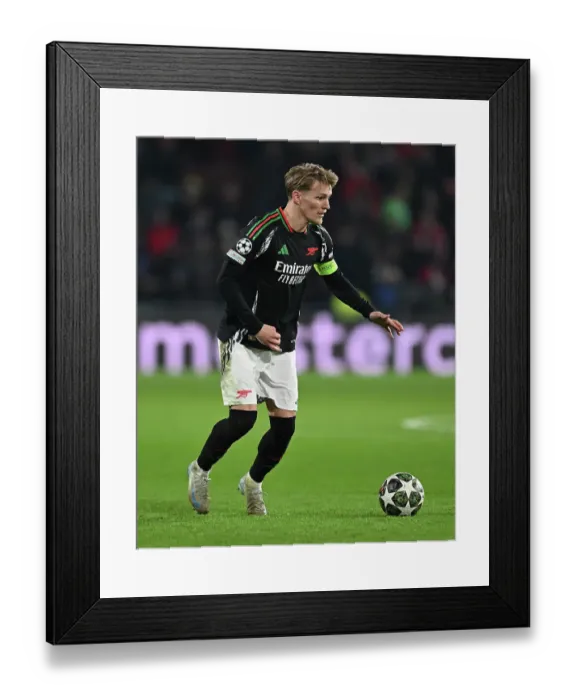 Framed Print : PSV Eindhoven v Arsenal FC - UEFA Champions League 2024 / 25 Round of 16 First Leg Framed Print : PSV Eindhoven v Arsenal FC - UEFA Champions League 2024 / 25 Round of 16 First Leg