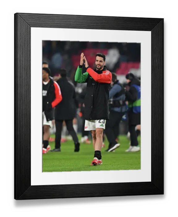 Framed Print : PSV Eindhoven v Arsenal FC - UEFA Champions League 2024 / 25 Round of 16 First Leg Framed Print : PSV Eindhoven v Arsenal FC - UEFA Champions League 2024 / 25 Round of 16 First Leg