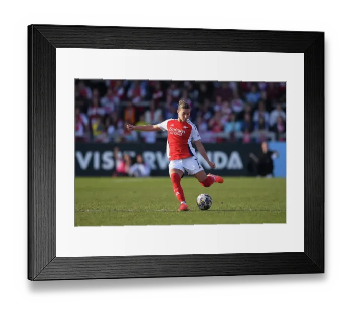 Framed Print : Arsenal v Liverpool - The Adobe Women's FA Cup Quarter Final Arsenal v Liverpool - The Adobe Women's FA Cup Quarter Final