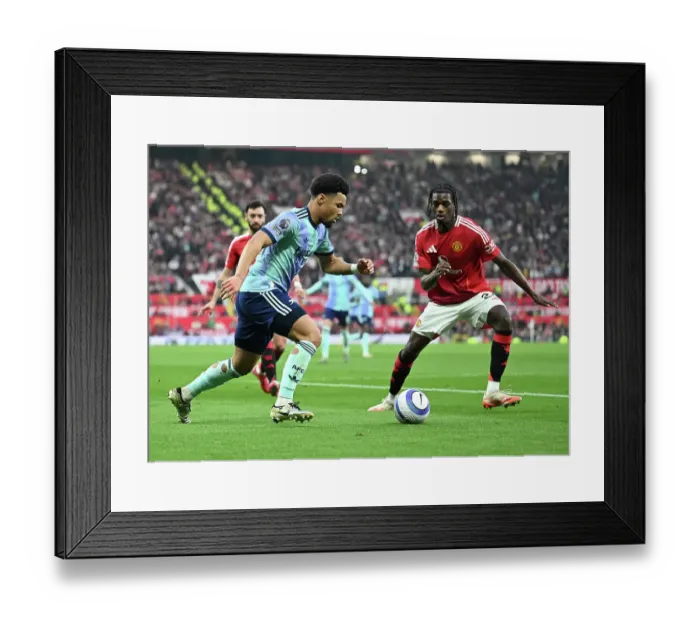 Framed Print : Manchester United FC v Arsenal FC - Premier League