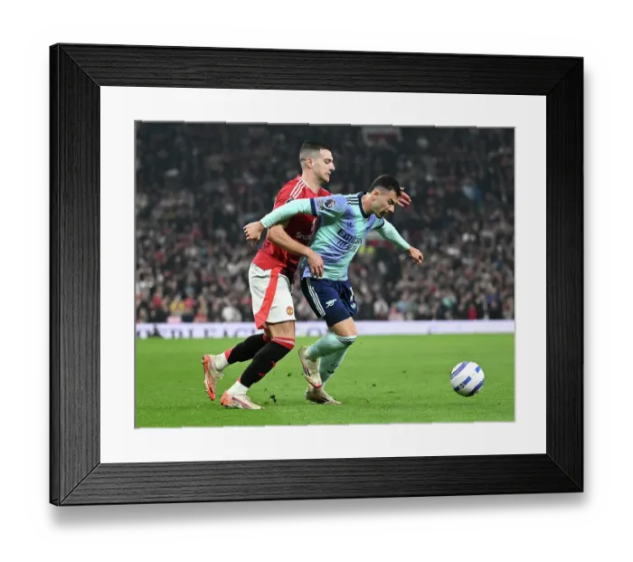 Framed Print : Manchester United FC v Arsenal FC - Premier League