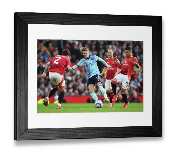 Framed Print : Manchester United FC v Arsenal FC - Premier League