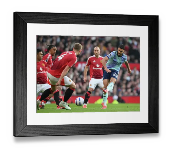 Framed Print : Manchester United FC v Arsenal FC - Premier League