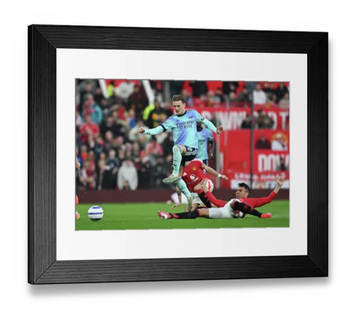 Framed Print : Manchester United FC v Arsenal FC - Premier League