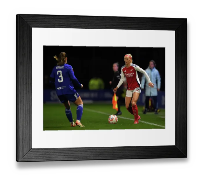 Framed Print : Everton FC v Arsenal FC - Barclays Women's Super League Everton FC v Arsenal FC - Barclays Women's Super League