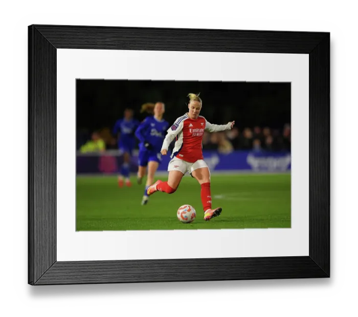 Framed Print : Everton FC v Arsenal FC - Barclays Women's Super League Everton FC v Arsenal FC - Barclays Women's Super League Framed Print : Everton FC v Arsenal FC - Barclays Women's Super League Everton FC v Arsenal FC - Barclays Women's Super League