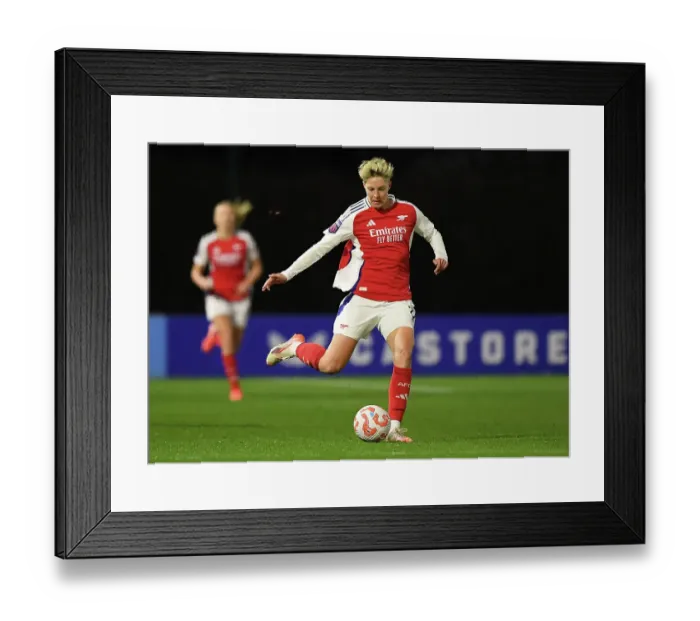 Framed Print : Everton FC v Arsenal FC - Barclays Women's Super League Everton FC v Arsenal FC - Barclays Women's Super League Framed Print : Everton FC v Arsenal FC - Barclays Women's Super League Everton FC v Arsenal FC - Barclays Women's Super League