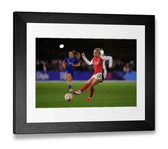 Framed Print : Everton FC v Arsenal FC - Barclays Women's Super League Everton FC v Arsenal FC - Barclays Women's Super League Framed Print : Everton FC v Arsenal FC - Barclays Women's Super League Everton FC v Arsenal FC - Barclays Women's Super League