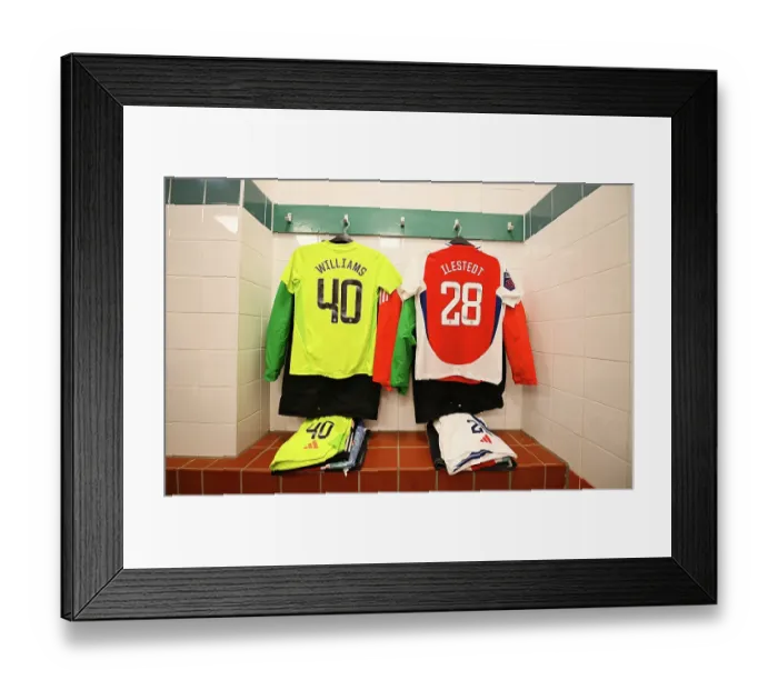 Framed Print : Everton FC v Arsenal FC - Barclays Women's Super League Everton FC v Arsenal FC - Barclays Women's Super League Framed Print : Everton FC v Arsenal FC - Barclays Women's Super League Everton FC v Arsenal FC - Barclays Women's Super League