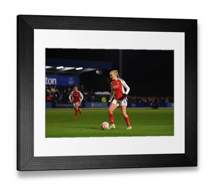 Framed Print : Everton FC v Arsenal FC - Barclays Women's Super League Everton FC v Arsenal FC - Barclays Women's Super League Framed Print : Everton FC v Arsenal FC - Barclays Women's Super League Everton FC v Arsenal FC - Barclays Women's Super League