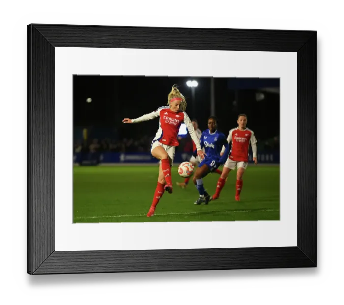 Framed Print : Everton FC v Arsenal FC - Barclays Women's Super League Everton FC v Arsenal FC - Barclays Women's Super League Framed Print : Everton FC v Arsenal FC - Barclays Women's Super League Everton FC v Arsenal FC - Barclays Women's Super League