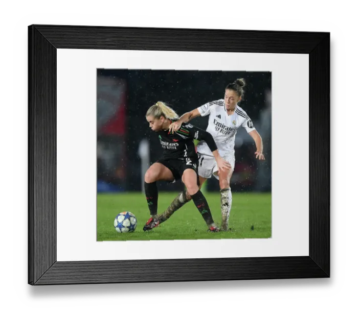 Framed Print : Real Madrid CF v Arsenal FC - UEFA Women's Champions League Quarter Finals First Leg Real Madrid CF v Arsenal FC - UEFA Women's Champions League Quarter Finals First Leg