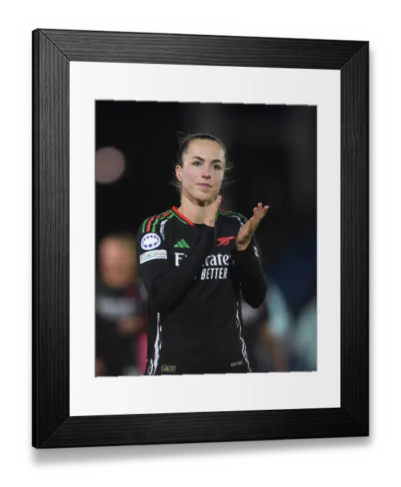 Framed Print : Real Madrid CF v Arsenal FC - UEFA Women's Champions League Quarter Finals First Leg Real Madrid CF v Arsenal FC - UEFA Women's Champions League Quarter Finals First Leg