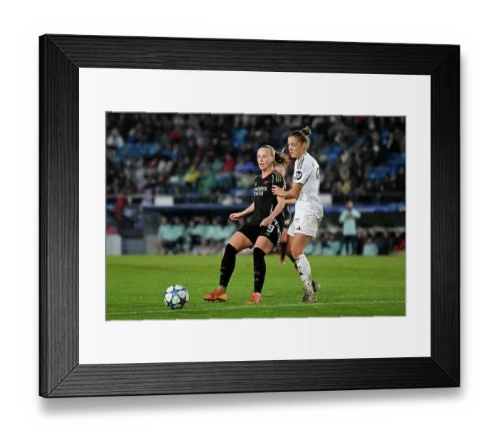 Framed Print : Real Madrid CF v Arsenal FC - UEFA Women's Champions League Quarter Finals First Leg Real Madrid CF v Arsenal FC - UEFA Women's Champions League Quarter Finals First Leg