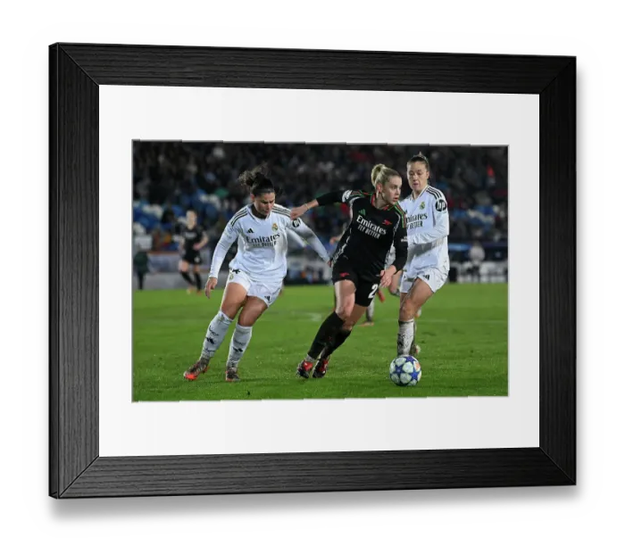 Framed Print : Real Madrid CF v Arsenal FC - UEFA Women's Champions League Quarter Finals First Leg Real Madrid CF v Arsenal FC - UEFA Women's Champions League Quarter Finals First Leg