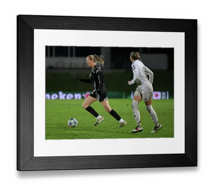 Framed Print : Real Madrid CF v Arsenal FC - UEFA Women's Champions League Quarter Finals First Leg Real Madrid CF v Arsenal FC - UEFA Women's Champions League Quarter Finals First Leg Framed Print : Real Madrid CF v Arsenal FC - UEFA Women's Champions League Quarter Finals First Leg Real Madrid CF v Arsenal FC - UEFA Women's Champions League Quarter Finals First Leg