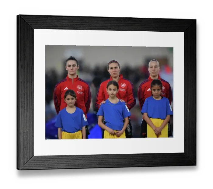 Framed Print : Real Madrid CF v Arsenal FC - UEFA Women's Champions League Quarter Finals First Leg Real Madrid CF v Arsenal FC - UEFA Women's Champions League Quarter Finals First Leg