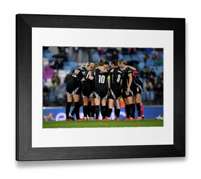 Framed Print : Real Madrid CF v Arsenal FC - UEFA Women's Champions League Quarter Finals First Leg Real Madrid CF v Arsenal FC - UEFA Women's Champions League Quarter Finals First Leg