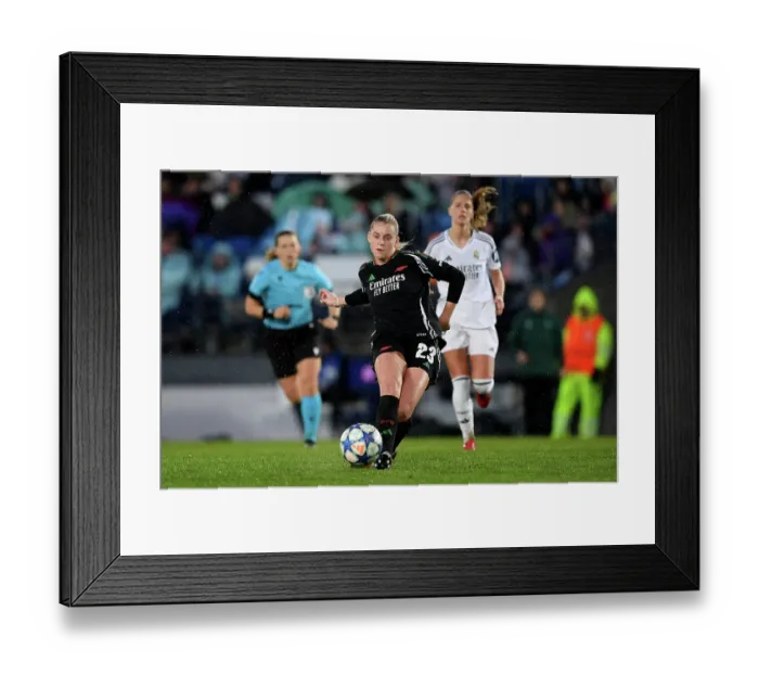 Framed Print : Real Madrid CF v Arsenal FC - UEFA Women's Champions League Quarter Finals First Leg Real Madrid CF v Arsenal FC - UEFA Women's Champions League Quarter Finals First Leg Framed Print : Real Madrid CF v Arsenal FC - UEFA Women's Champions League Quarter Finals First Leg Real Madrid CF v Arsenal FC - UEFA Women's Champions League Quarter Finals First Leg
