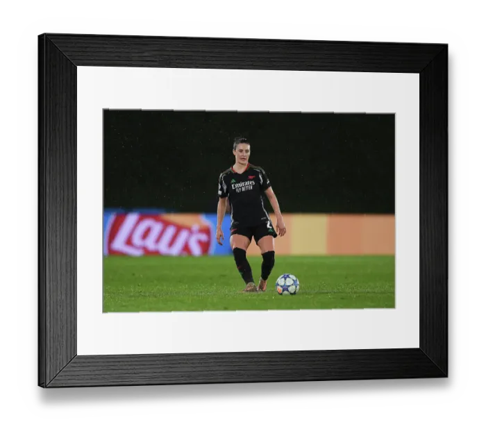 Framed Print : Real Madrid CF v Arsenal FC - UEFA Women's Champions League Quarter Finals First Leg Real Madrid CF v Arsenal FC - UEFA Women's Champions League Quarter Finals First Leg