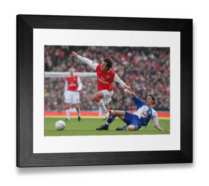Framed Print : Tomas Rosicky (Arsenal) Luke Derbyshire (Blackburn) Framed Print : Tomas Rosicky (Arsenal) Luke Derbyshire (Blackburn)
