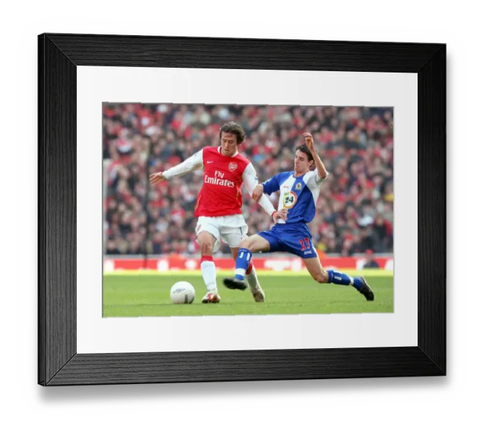 Framed Print : Tomas Rosicky (Arsenal) Matt Derbyshire (Blackburn) Framed Print : Tomas Rosicky (Arsenal) Matt Derbyshire (Blackburn)