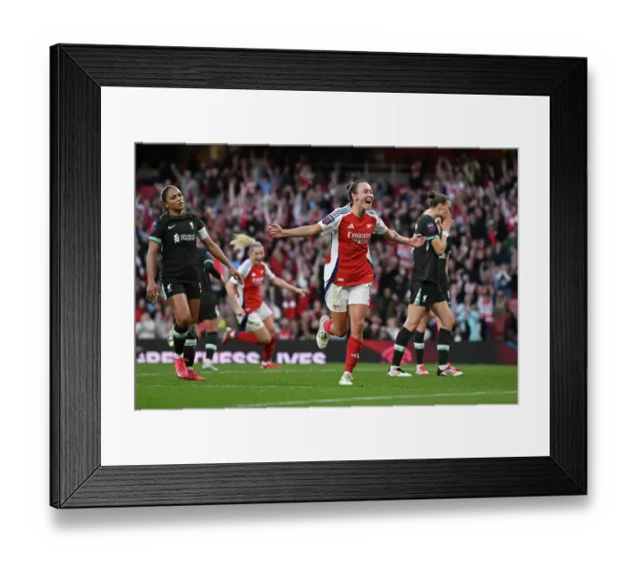 Framed Print : Arsenal FC v Liverpool FC - Barclays Women's Super League