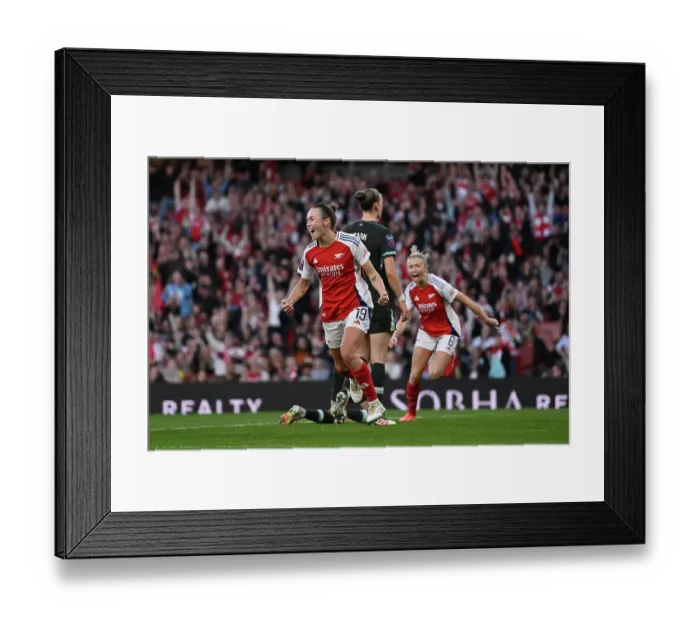 Framed Print : Arsenal FC v Liverpool FC - Barclays Women's Super League Arsenal FC v Liverpool FC - Barclays Women's Super League Framed Print : Arsenal FC v Liverpool FC - Barclays Women's Super League Arsenal FC v Liverpool FC - Barclays Women's Super League
