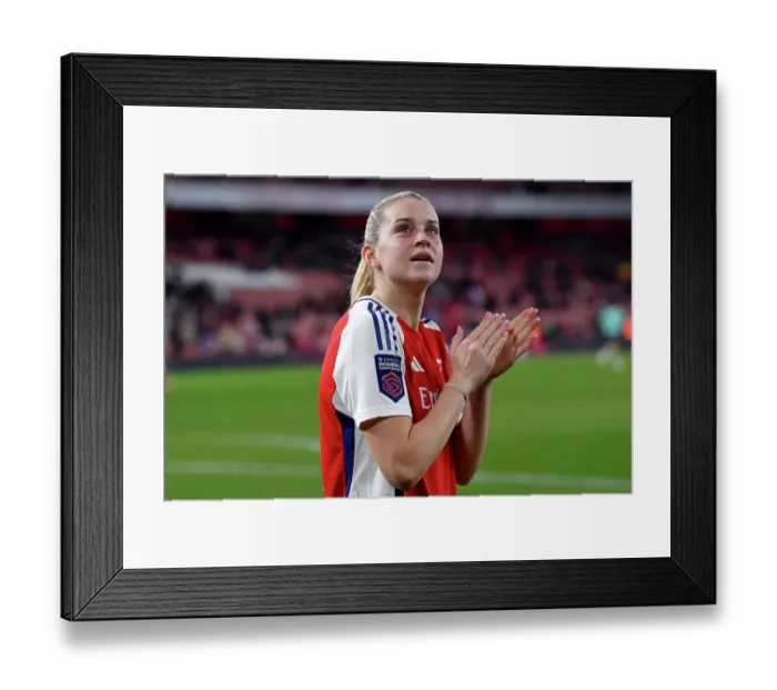 Framed Print : Arsenal FC v Liverpool FC - Barclays Women's Super League Arsenal FC v Liverpool FC - Barclays Women's Super League Framed Print : Arsenal FC v Liverpool FC - Barclays Women's Super League Arsenal FC v Liverpool FC - Barclays Women's Super League