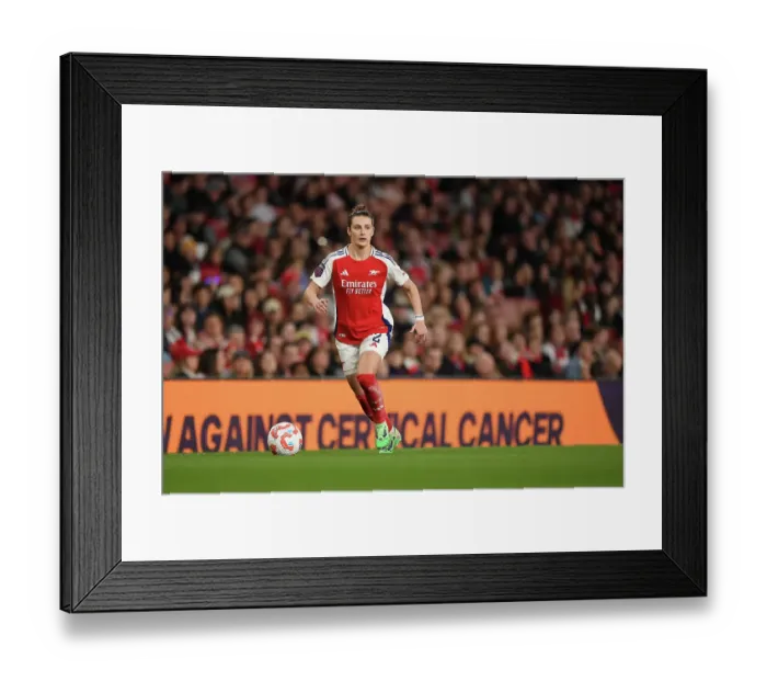 Framed Print : Arsenal FC v Liverpool FC - Barclays Women's Super League Arsenal FC v Liverpool FC - Barclays Women's Super League