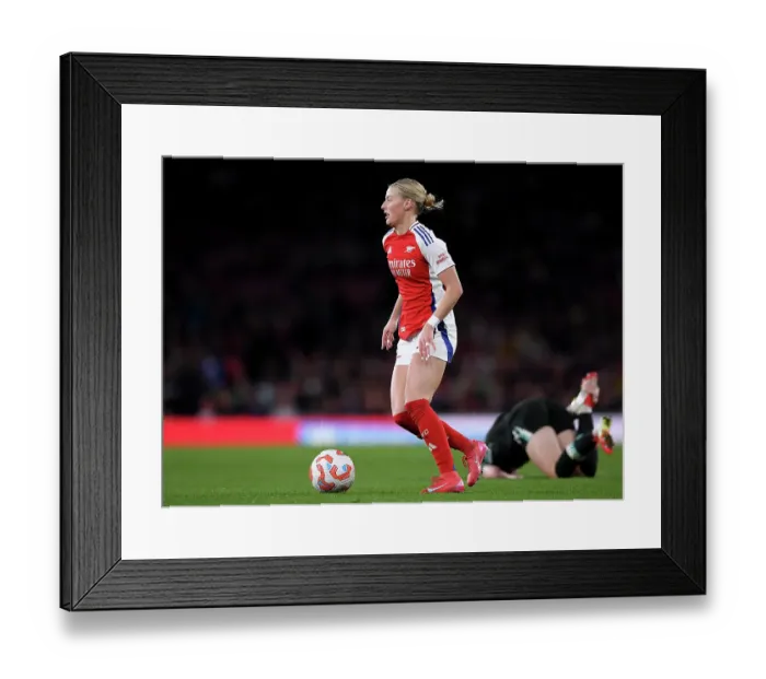 Framed Print : Arsenal FC v Liverpool FC - Barclays Women's Super League Arsenal FC v Liverpool FC - Barclays Women's Super League Framed Print : Arsenal FC v Liverpool FC - Barclays Women's Super League Arsenal FC v Liverpool FC - Barclays Women's Super League