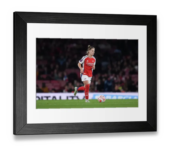 Framed Print : Arsenal FC v Liverpool FC - Barclays Women's Super League Arsenal FC v Liverpool FC - Barclays Women's Super League Framed Print : Arsenal FC v Liverpool FC - Barclays Women's Super League Arsenal FC v Liverpool FC - Barclays Women's Super League