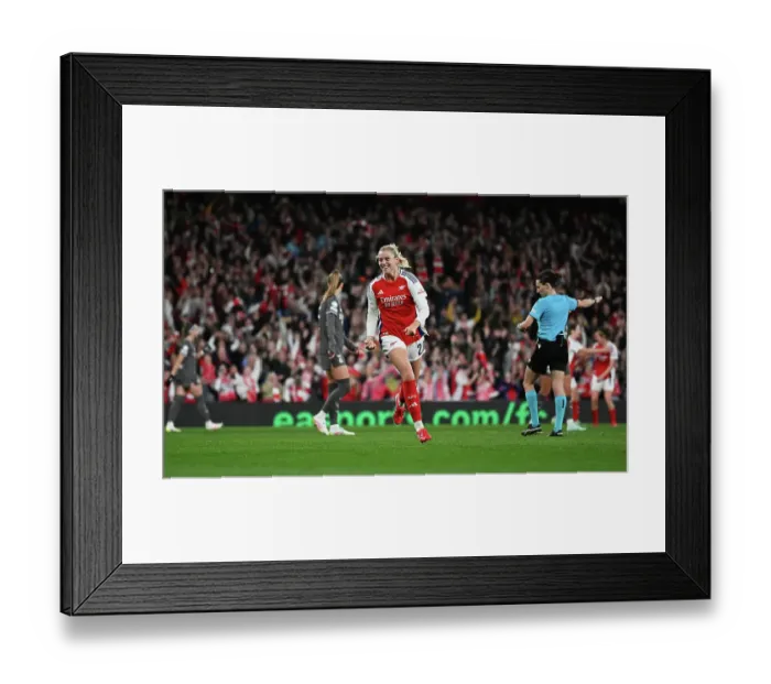 Framed Print : Arsenal FC v Real Madrid CF - UEFA Women's Champions League Quarter Finals Second Leg Arsenal FC v Real Madrid CF - UEFA Women's Champions League Quarter Finals Second Leg Framed Print : Arsenal FC v Real Madrid CF - UEFA Women's Champions League Quarter Finals Second Leg Arsenal FC v Real Madrid CF - UEFA Women's Champions League Quarter Finals Second Leg