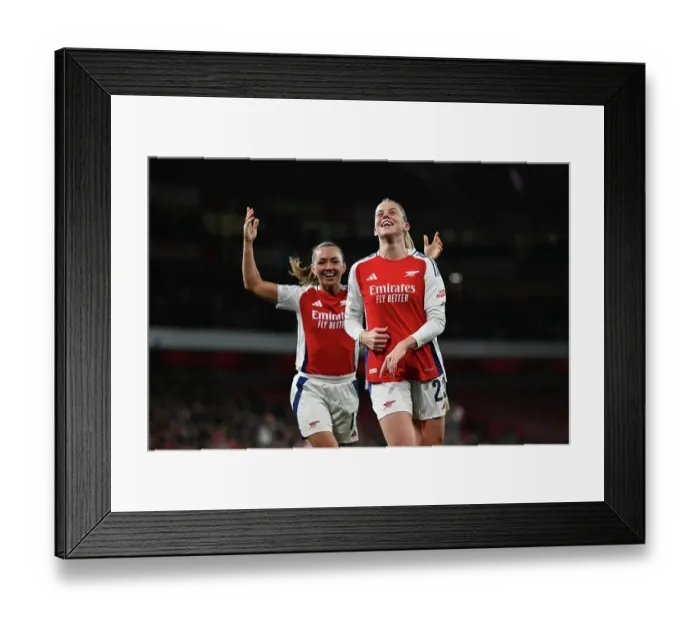 Framed Print : Arsenal FC v Real Madrid CF - UEFA Women's Champions League Quarter Finals Second Leg Arsenal FC v Real Madrid CF - UEFA Women's Champions League Quarter Finals Second Leg