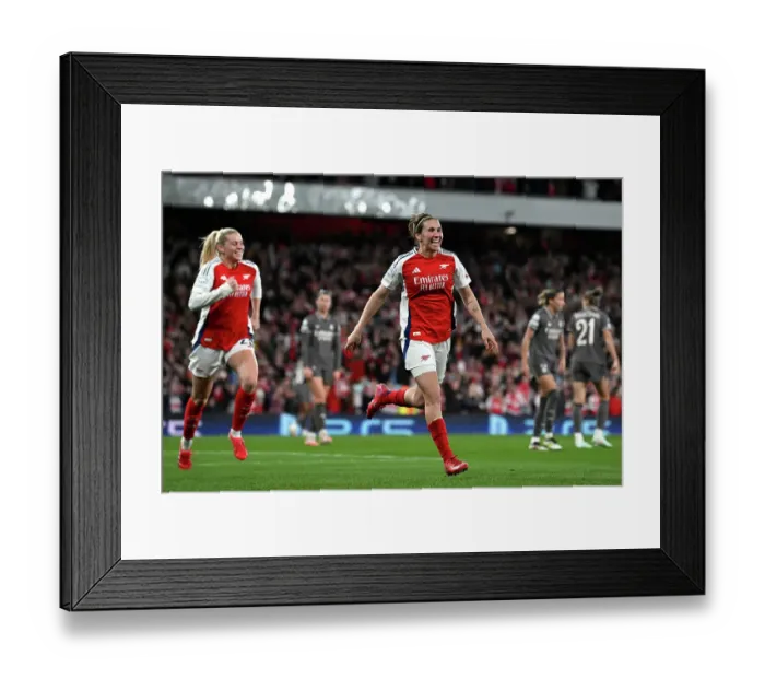 Framed Print : Arsenal FC v Real Madrid CF - UEFA Women's Champions League Quarter Finals Second Leg Arsenal FC v Real Madrid CF - UEFA Women's Champions League Quarter Finals Second Leg
