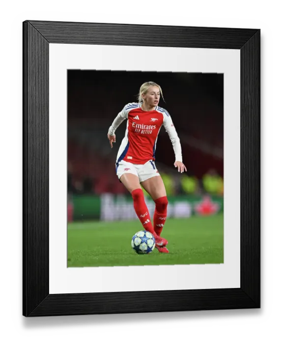 Framed Print : Arsenal FC v Real Madrid CF - UEFA Women's Champions League Quarter Finals Second Leg Arsenal FC v Real Madrid CF - UEFA Women's Champions League Quarter Finals Second Leg
