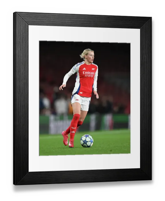 Framed Print : Arsenal FC v Real Madrid CF - UEFA Women's Champions League Quarter Finals Second Leg Arsenal FC v Real Madrid CF - UEFA Women's Champions League Quarter Finals Second Leg