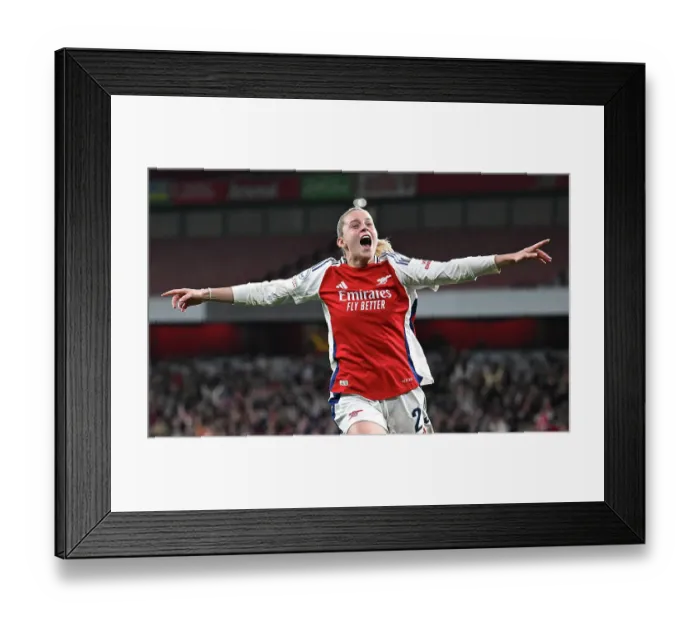 Framed Print : Arsenal FC v Real Madrid CF - UEFA Women's Champions League Quarter Finals Second Leg Arsenal FC v Real Madrid CF - UEFA Women's Champions League Quarter Finals Second Leg