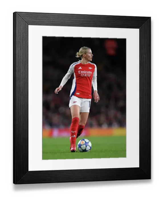 Framed Print : Arsenal FC v Real Madrid CF - UEFA Women's Champions League Quarter Finals Second Leg Arsenal FC v Real Madrid CF - UEFA Women's Champions League Quarter Finals Second Leg Framed Print : Arsenal FC v Real Madrid CF - UEFA Women's Champions League Quarter Finals Second Leg Arsenal FC v Real Madrid CF - UEFA Women's Champions League Quarter Finals Second Leg