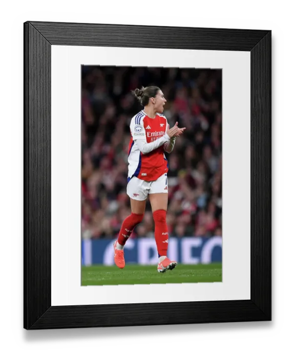 Framed Print : Arsenal FC v Real Madrid CF - UEFA Women's Champions League Quarter Finals Second Leg Arsenal FC v Real Madrid CF - UEFA Women's Champions League Quarter Finals Second Leg