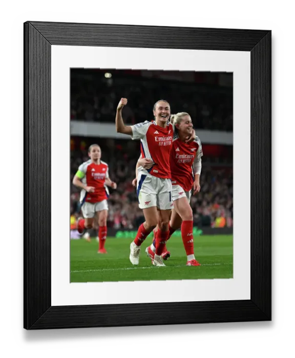 Framed Print : Arsenal FC v Real Madrid CF - UEFA Women's Champions League Quarter Finals Second Leg Arsenal FC v Real Madrid CF - UEFA Women's Champions League Quarter Finals Second Leg