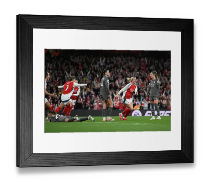 Framed Print : Arsenal FC v Real Madrid CF - UEFA Women's Champions League Quarter Finals Second Leg Arsenal FC v Real Madrid CF - UEFA Women's Champions League Quarter Finals Second Leg