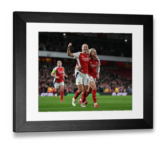 Framed Print : Arsenal FC v Real Madrid CF - UEFA Women's Champions League Quarter Finals Second Leg Arsenal FC v Real Madrid CF - UEFA Women's Champions League Quarter Finals Second Leg Framed Print : Arsenal FC v Real Madrid CF - UEFA Women's Champions League Quarter Finals Second Leg Arsenal FC v Real Madrid CF - UEFA Women's Champions League Quarter Finals Second Leg