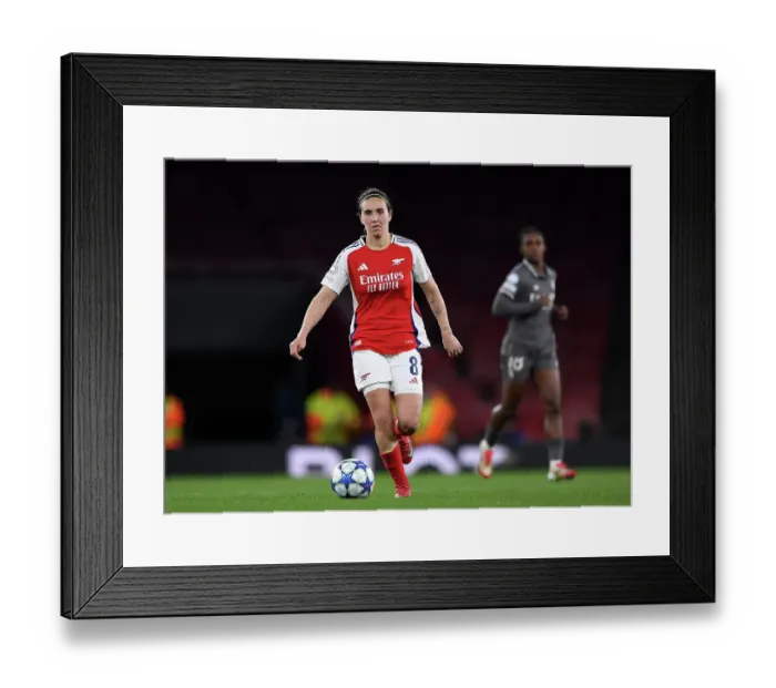 Framed Print : Arsenal FC v Real Madrid CF - UEFA Women's Champions League Quarter Finals Second Leg Arsenal FC v Real Madrid CF - UEFA Women's Champions League Quarter Finals Second Leg